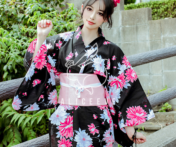 Japan Girls Yukata Kimono Set (Kiku) - ALICEEVE